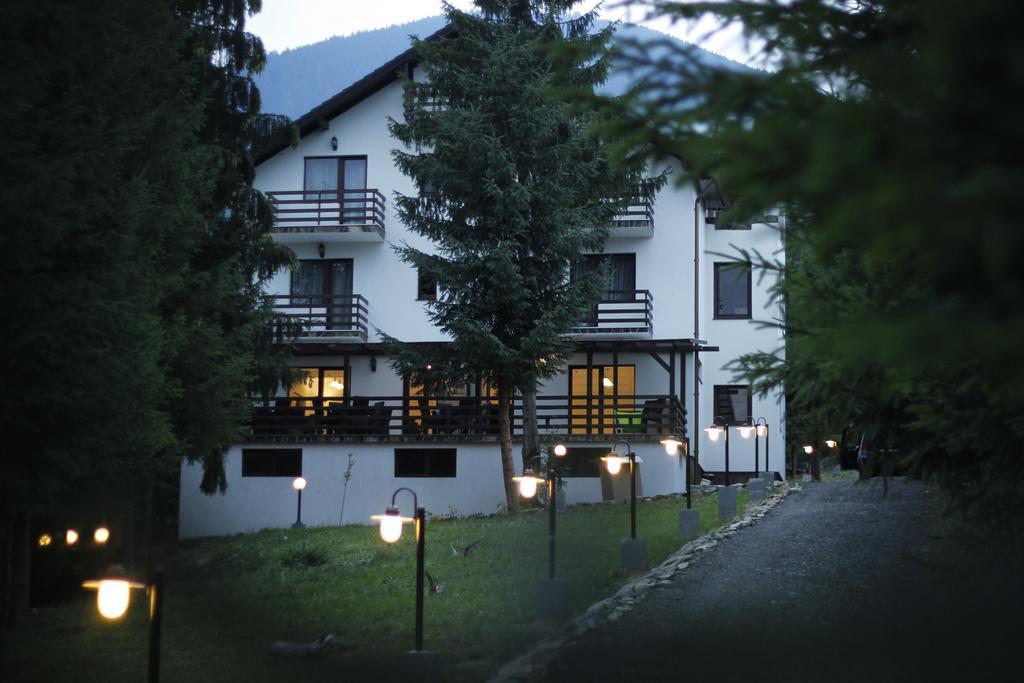 Casa Laur Cu Plaja Privata Hotel Colibita Luaran gambar