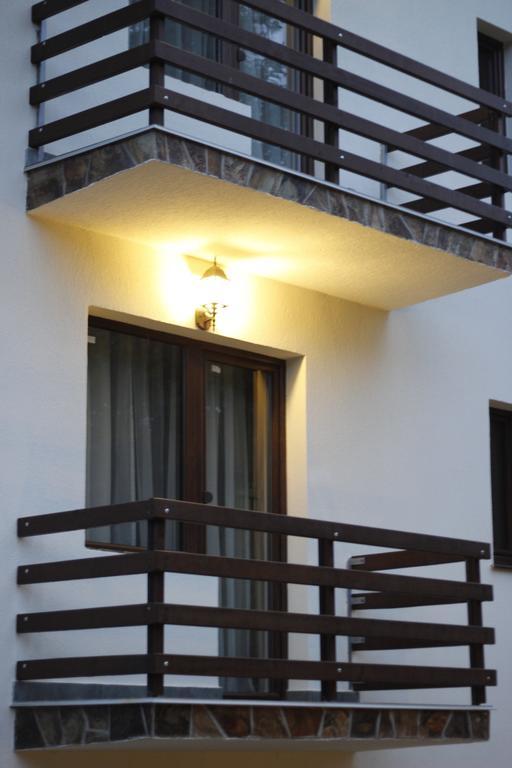 Casa Laur Cu Plaja Privata Hotel Colibita Luaran gambar