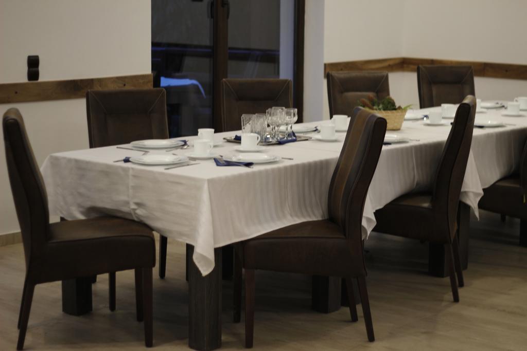 Casa Laur Cu Plaja Privata Hotel Colibita Luaran gambar